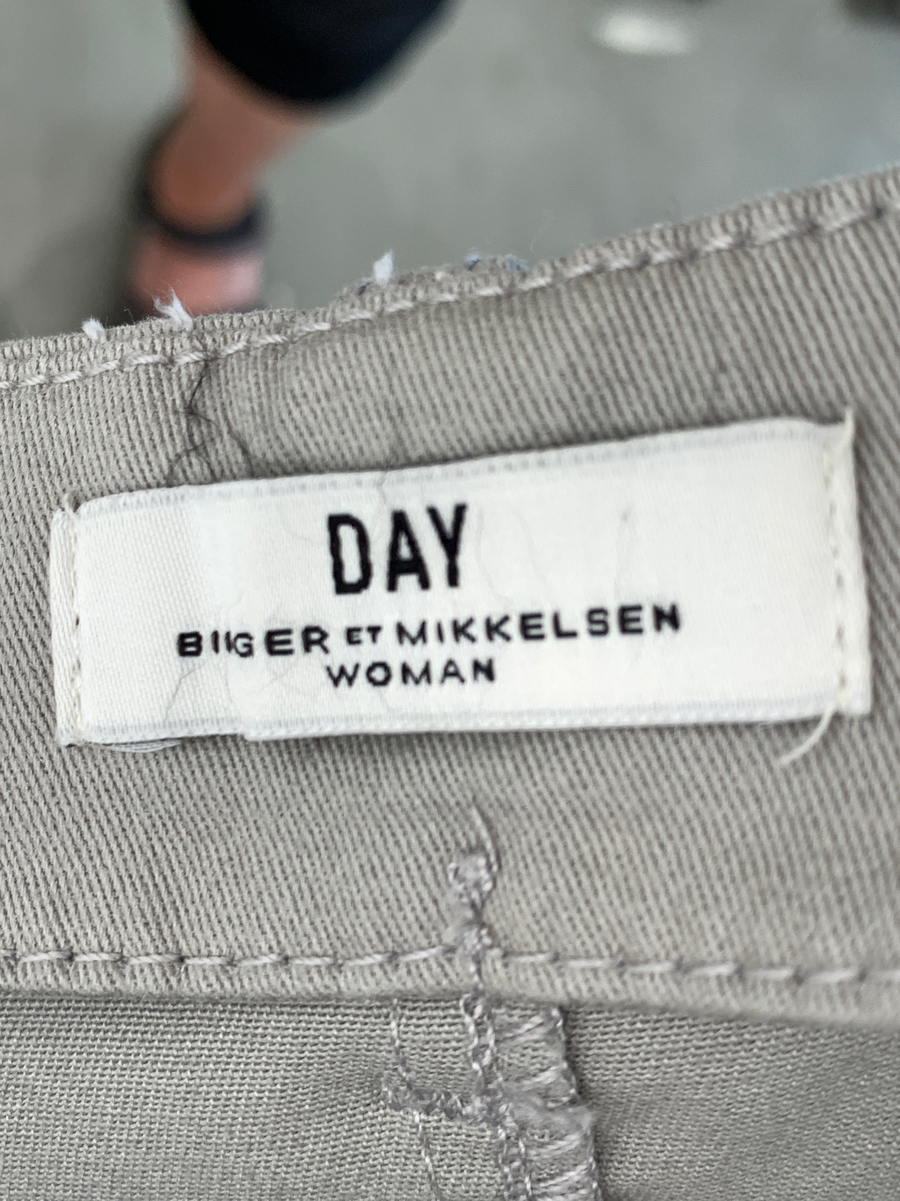 DAY Nederdel